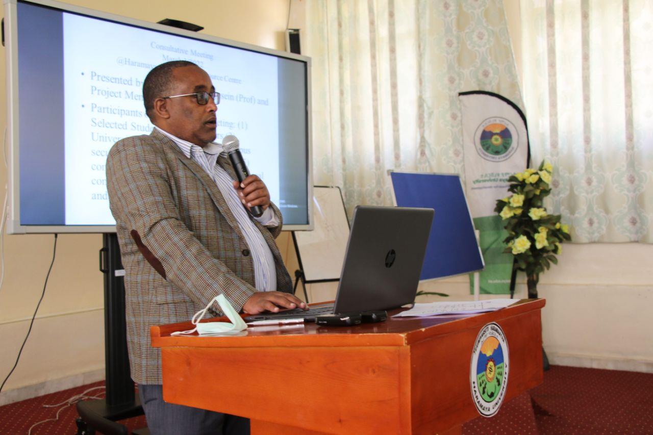 Prof. Jaylan Wolyie