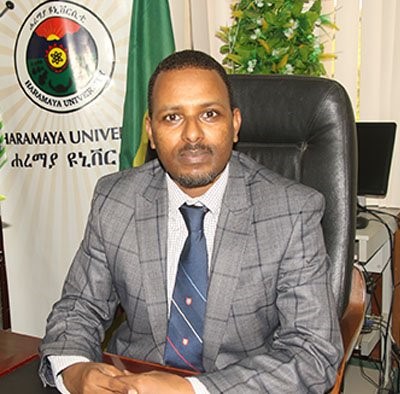 D/r. Jemal Yousuf officially appointed to serve as the President of our University.