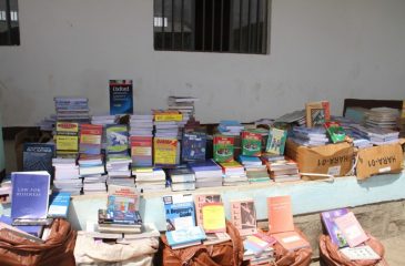 Haramaya University donated reference books and various office supplies worth over 200,000 birr to Adele prison.