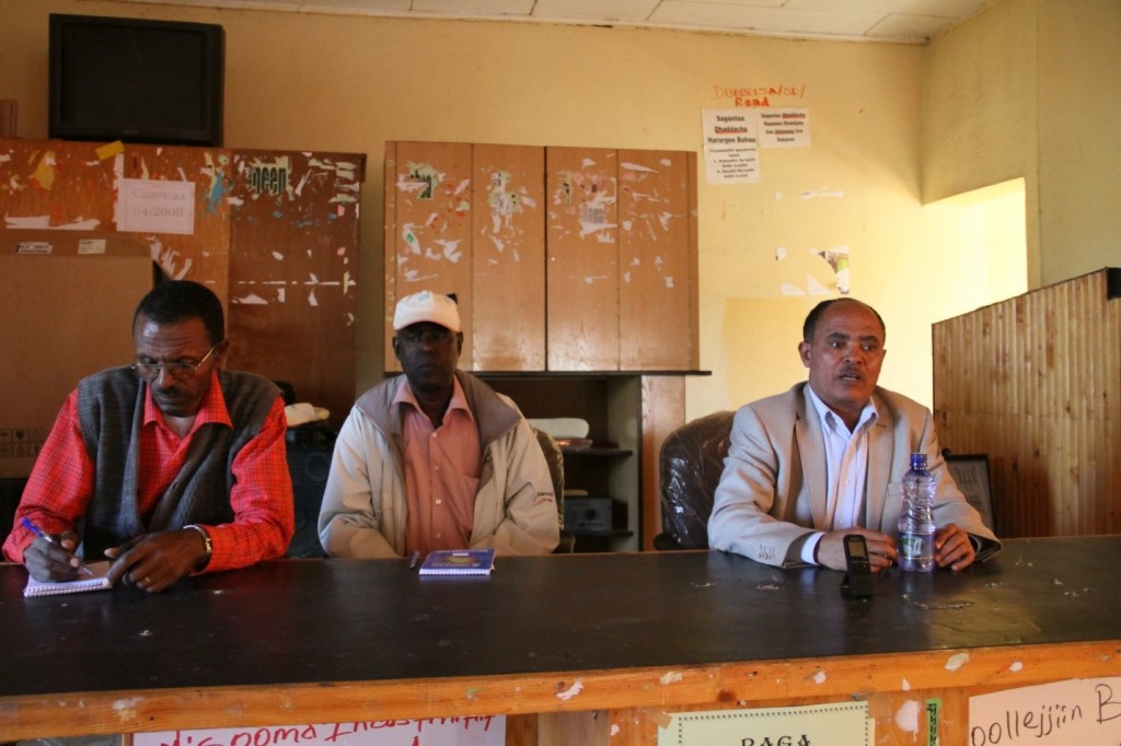 Haramaya University’s Research and Extension wing organized a two-day training on 24 and 25 October 2009 for 35 experts selected from Haramaya District 