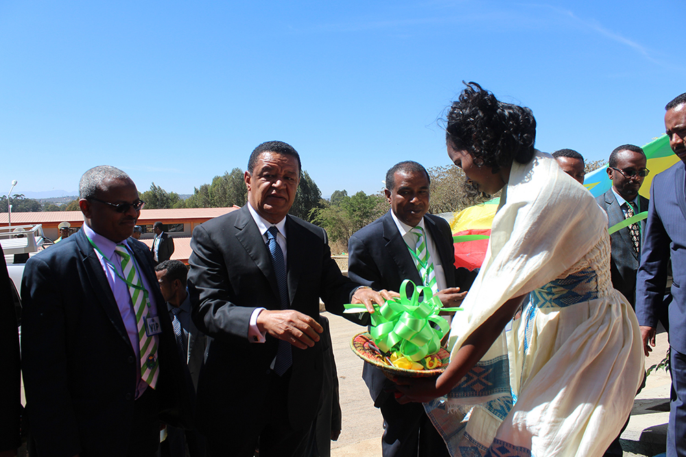 FDRE President H.E. Dr. Mulatu Teshome inaugurated Haramaya University’s Institute of Technology expansion project.
