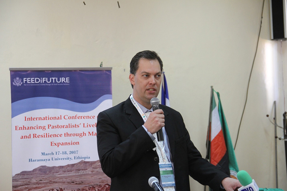 Dr. Richard Wentzell