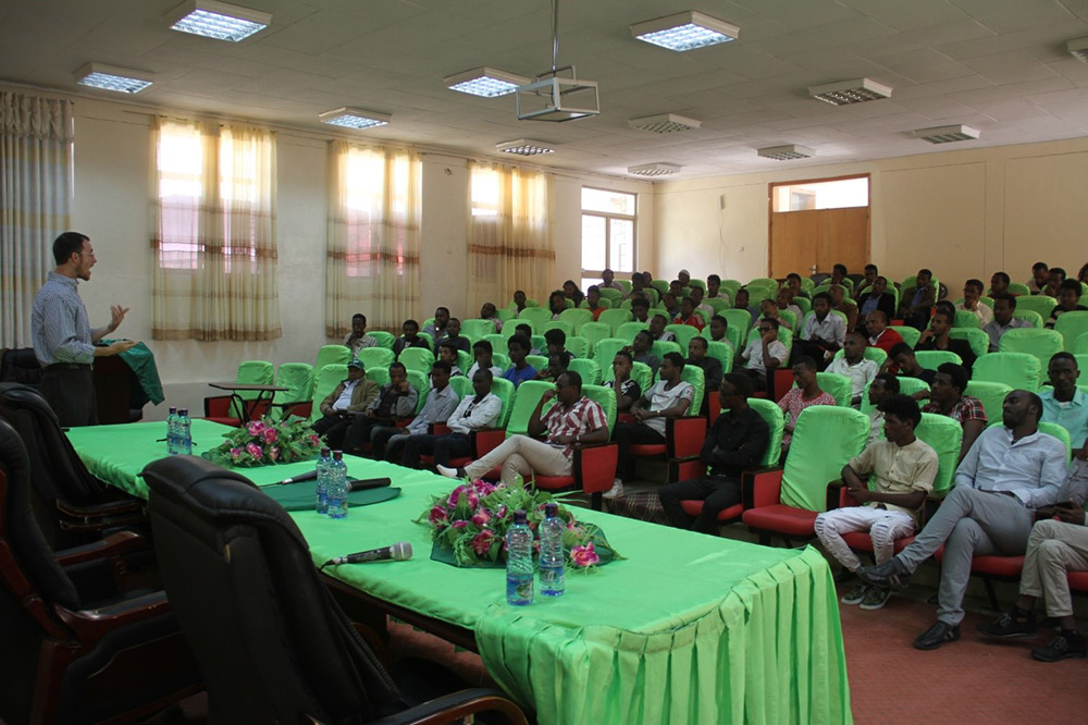 US Embassy in Ethiopia in collaboration with School of Foreign Languages and Journalism hosted a seminar participants