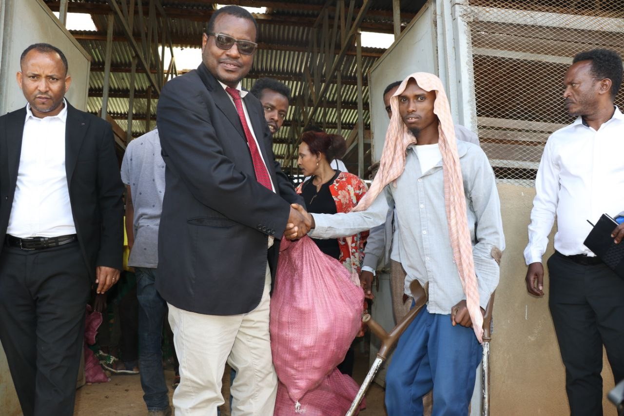 Haramaya University distributed 1421 Quintals of Seeds to 16 Woredas and one City administration image