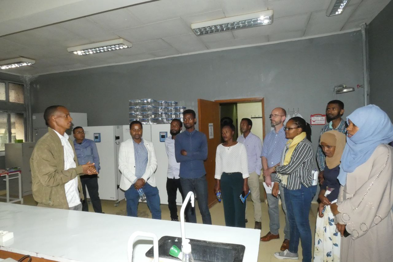The team visited research facilities, researchers' activities/projects and laboratories, and lab technicians at the Main Campus