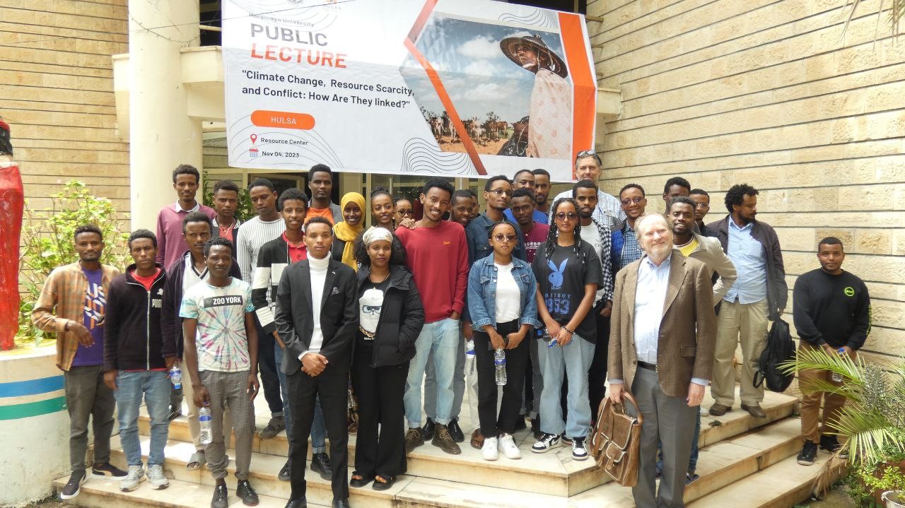 The attendees appreciated the lecture