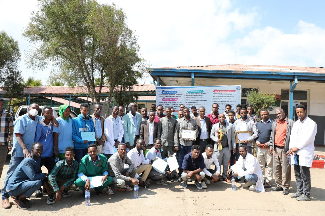 Hiwot fana group photo