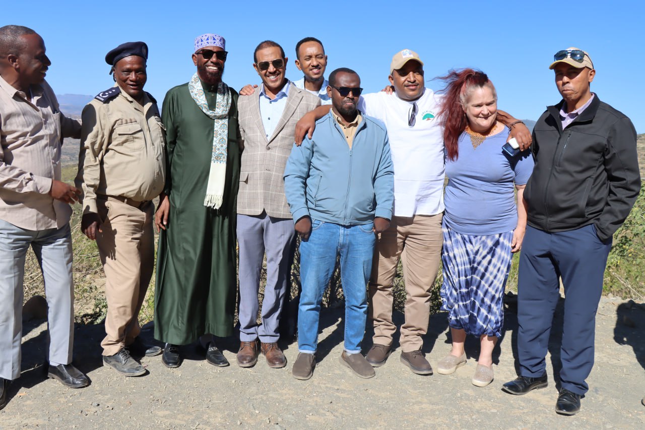  group of Ethiopian-born individuals with Canadian and American 