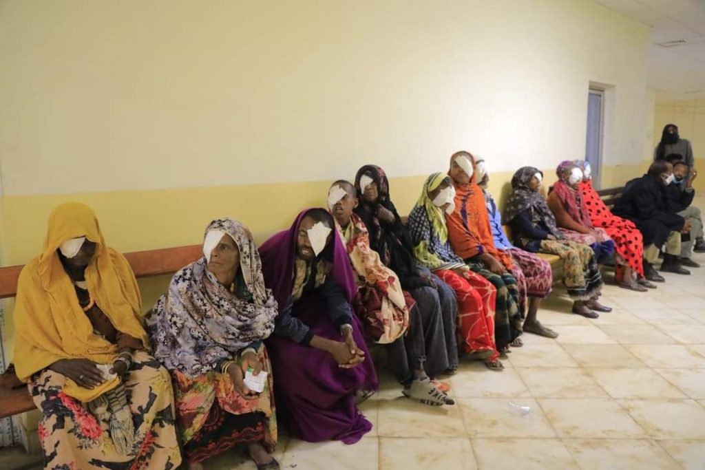Pictures of Restores Sight to Over 100 Patients in Cataract Surgery Campaign