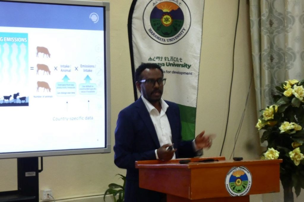 Dr. Shimeles Eshete at Research Seminar Explores Synergies 