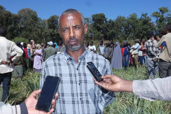 Mr. Kemal Kasim at Farmers' Field Day Showcases Climate-Resilient
