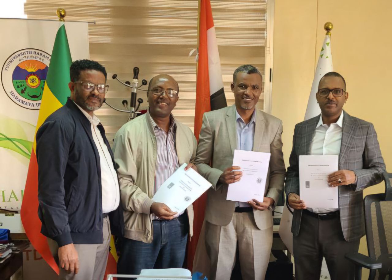 Dr. Jemal Yousuf and participants Partnership for Excellence