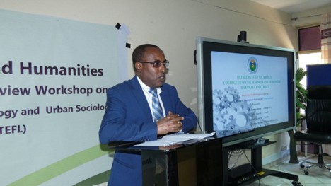  Professor Mengistu Urge at Reviews and Develops New Graduate Programs