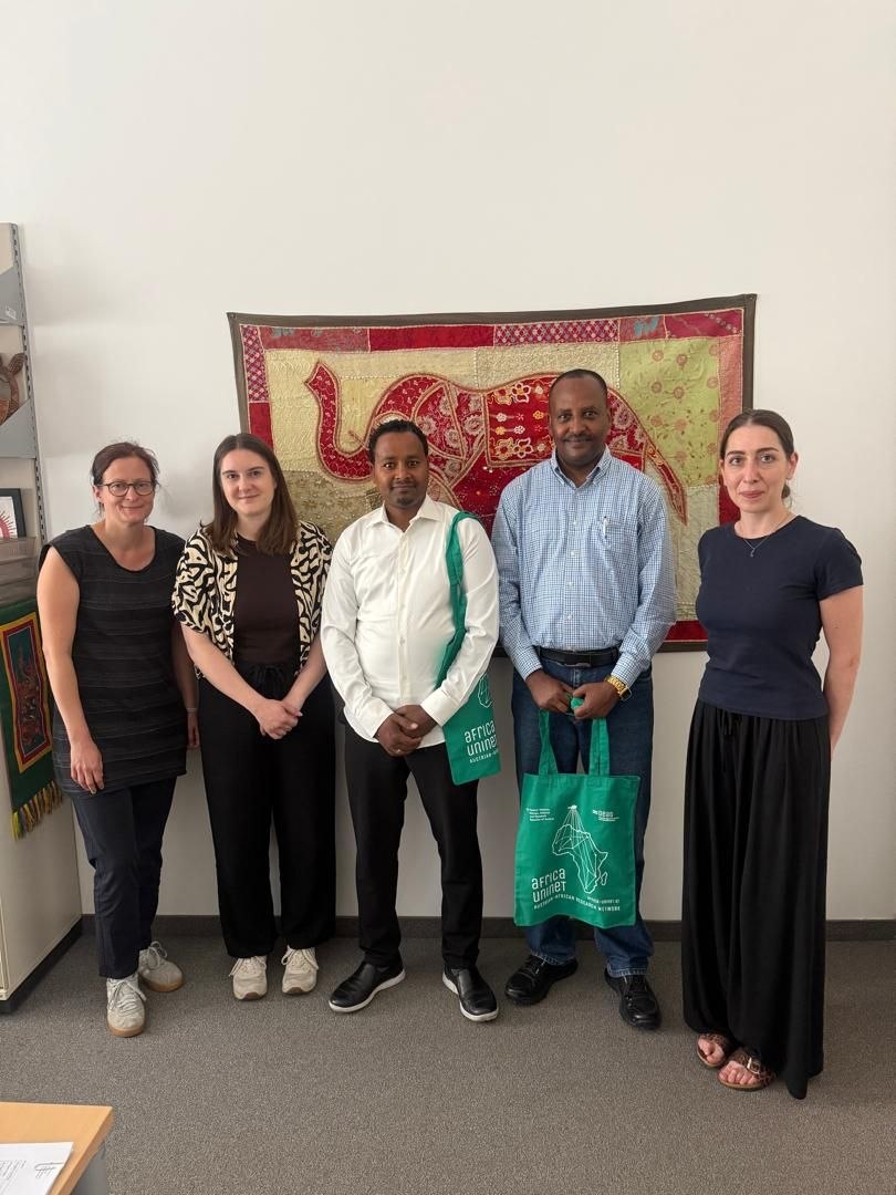 Dr. Zelalem Bekeko visited the headquarters